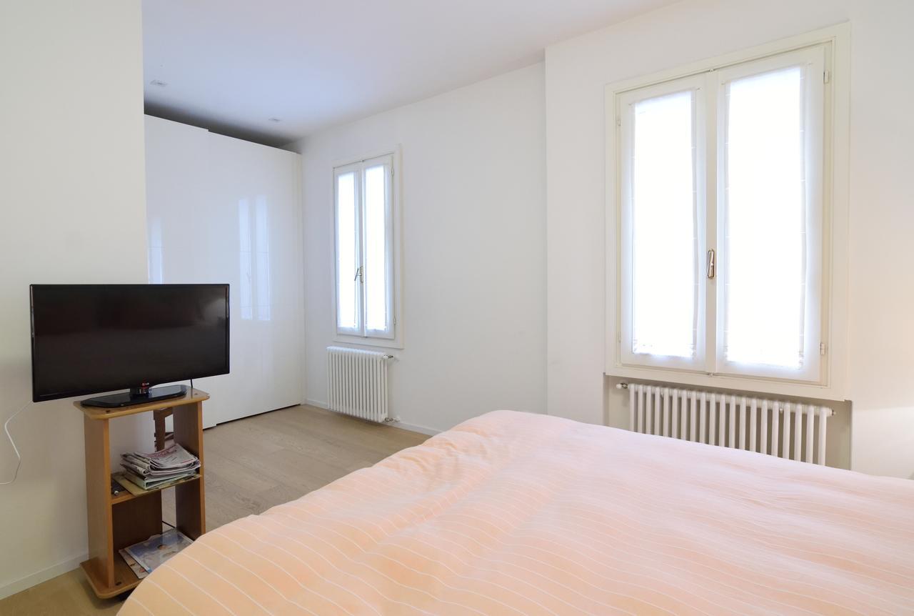 Apartamento Al Campanile Venecia Exterior foto