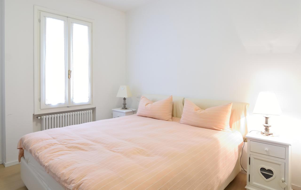 Apartamento Al Campanile Venecia Exterior foto